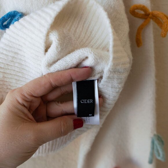 Cider Cardigan Sz M CreamKnit V-neck Multicolo Bows Oversized Cardigan Pastel - Picture 3 of 10